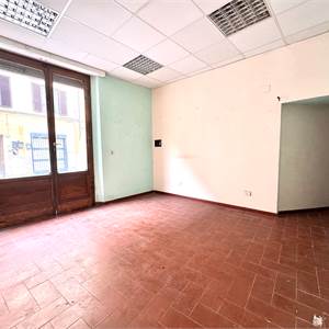 Negozio In Vendita a Pistoia
