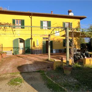 Rustico/Casale In Vendita a Pistoia