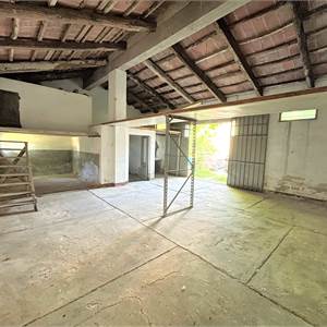 Casa singola In Vendita a Pistoia