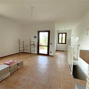 Appartamento In Vendita a Lizzano in Belvedere