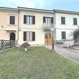 Villetta schiera In Vendita a Pistoia