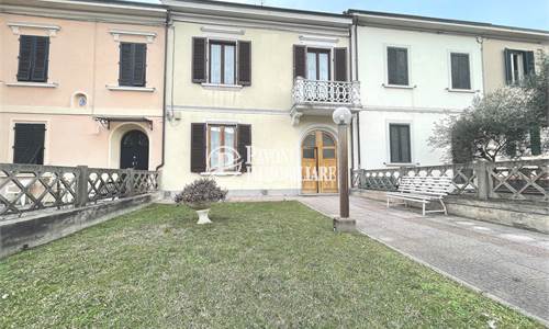 Villetta schiera In Vendita a Pistoia