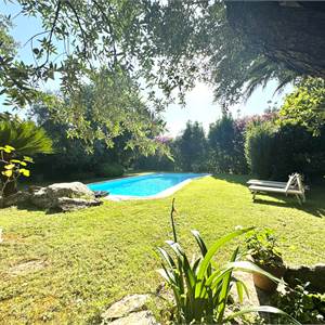 Villa In Vendita a Pistoia